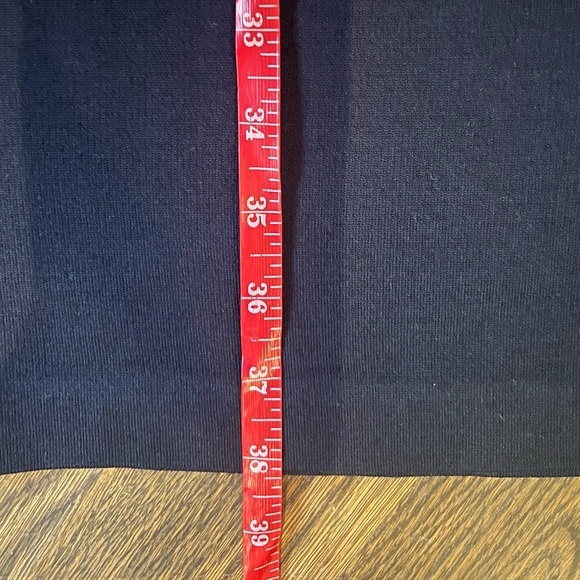 BEAUTIFUL! ST.JOHN” Navy Sleeveless Sleek Knit Dress! Size 4. Excellent!! - Picture 8 of 8